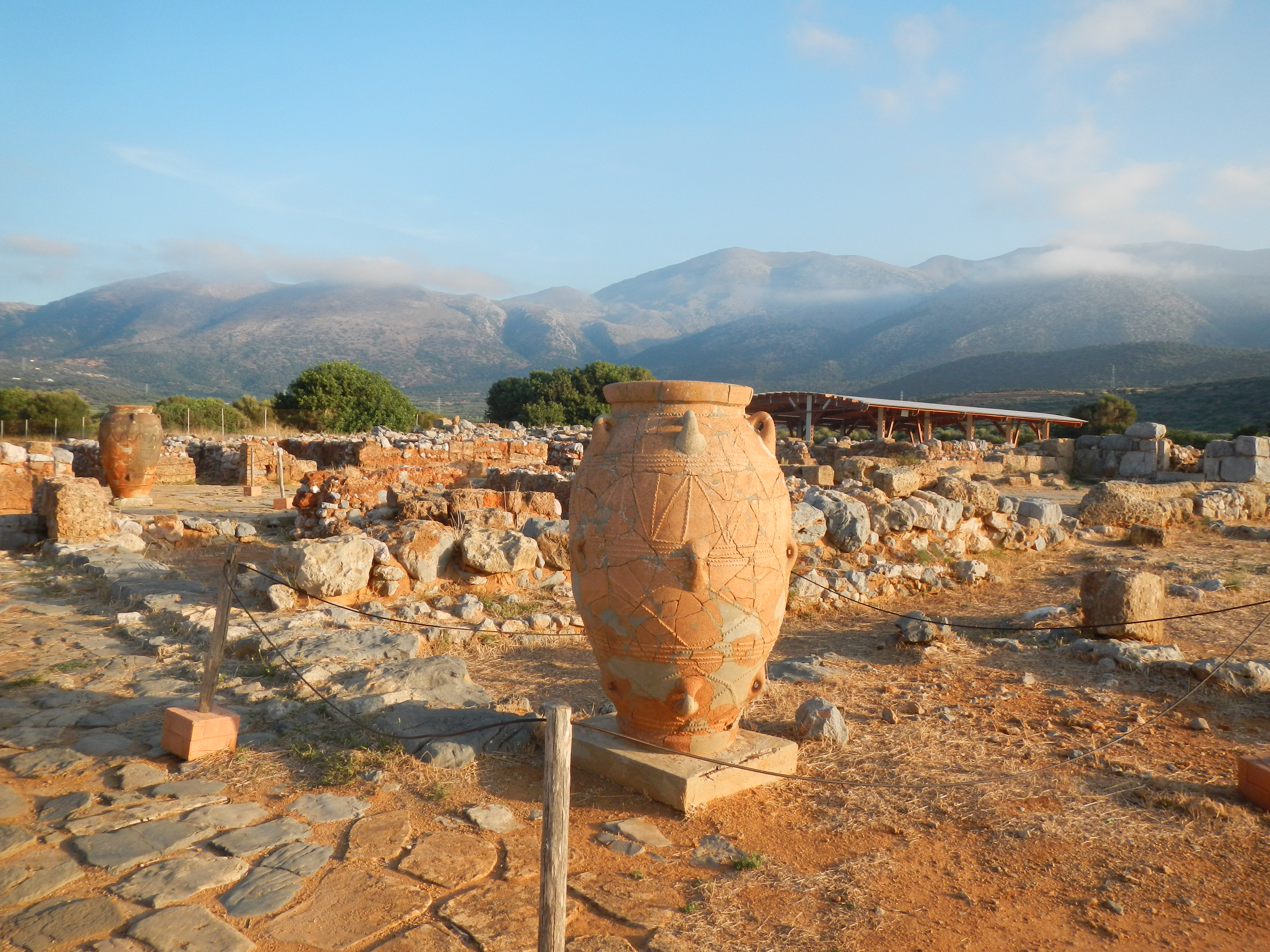 Vue de la Cité minoenne de Malia en Crète