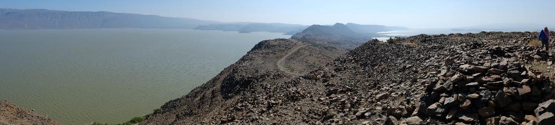 Les lacs Gamari (gauche) et Afambo (droite) dans l’Afar éthiopien. Ces lacs font partie du bassin du paléolac Abhé (L. Khalidi, VAPOR-Afar).