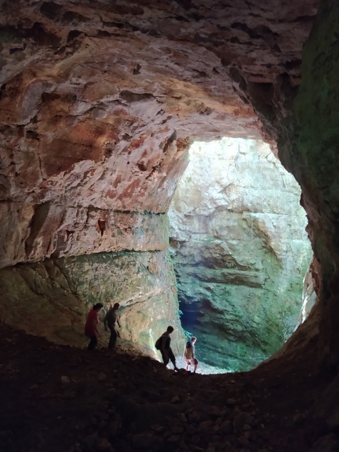 visuel grotte Weppe